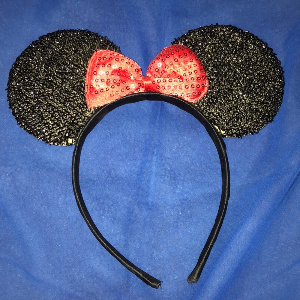 Mini mouse ears 🐭 🎀